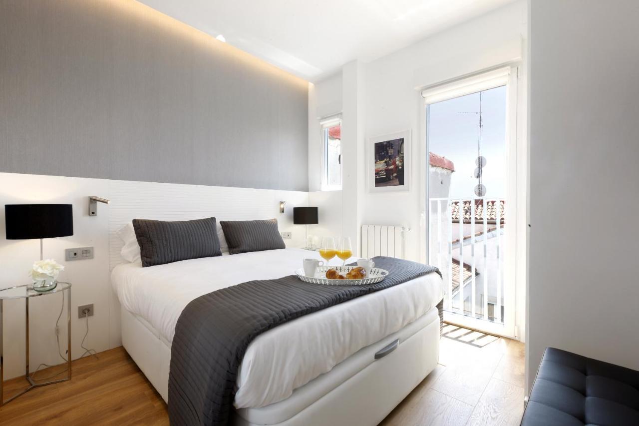 Ferienwohnung Latina Plaza Madrid Exterior foto