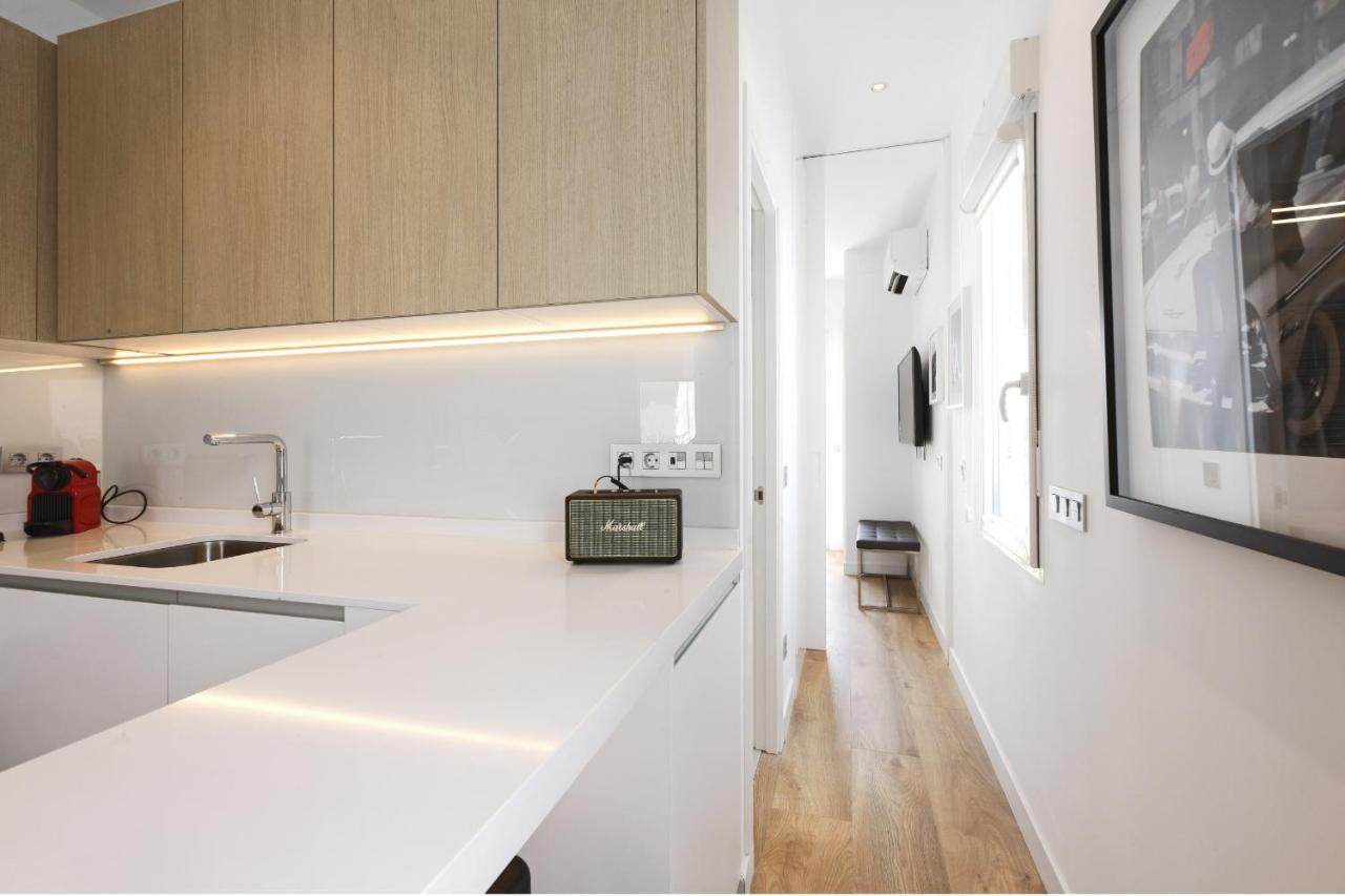 Ferienwohnung Latina Plaza Madrid Exterior foto